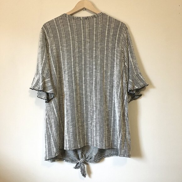 B&W Pinstripe Boho Flutter Sleeve Tie Hem Button Up Tee - Picture 2 of 15